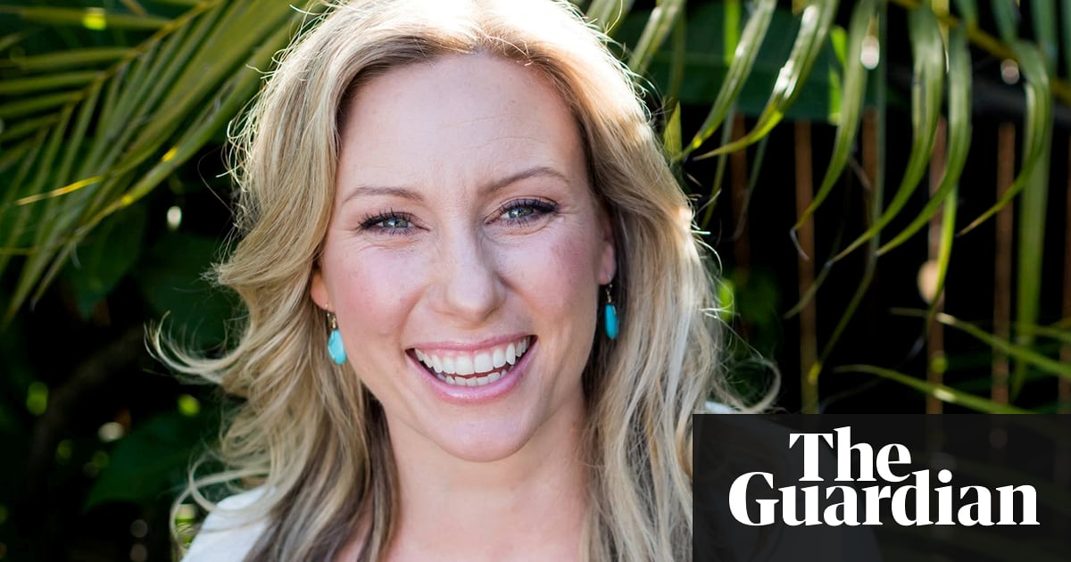 Justine Damond shooting: police officer Mohamed Noor charged with murder